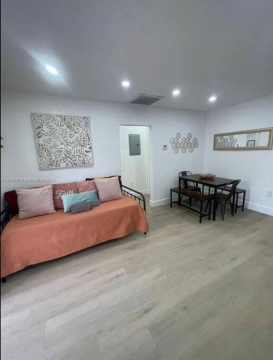 For Sale: $610,000 (0 beds, 0 baths, 1679 Square Feet)