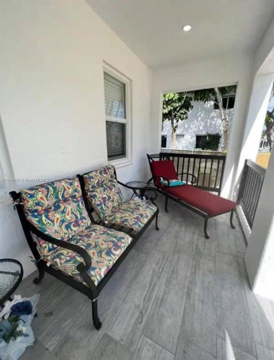 For Sale: $610,000 (0 beds, 0 baths, 1679 Square Feet)