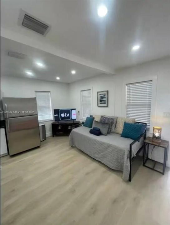 For Sale: $610,000 (0 beds, 0 baths, 1679 Square Feet)