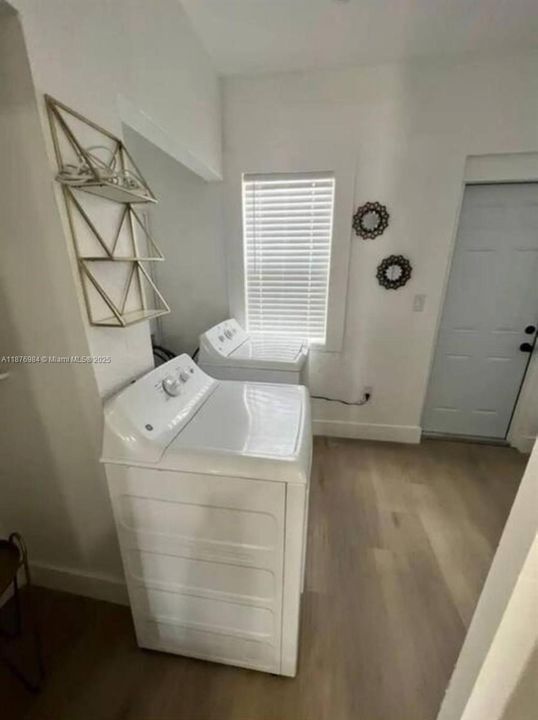 For Sale: $610,000 (0 beds, 0 baths, 1679 Square Feet)