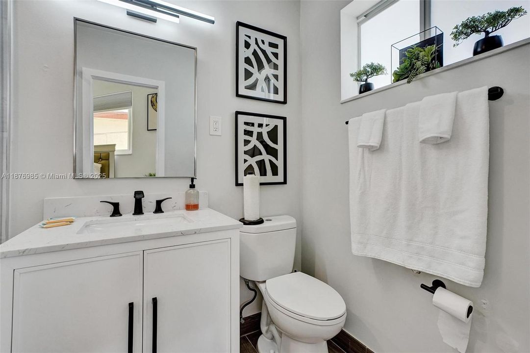 Active With Contract: $3,750 (4 beds, 2 baths, 1539 Square Feet)