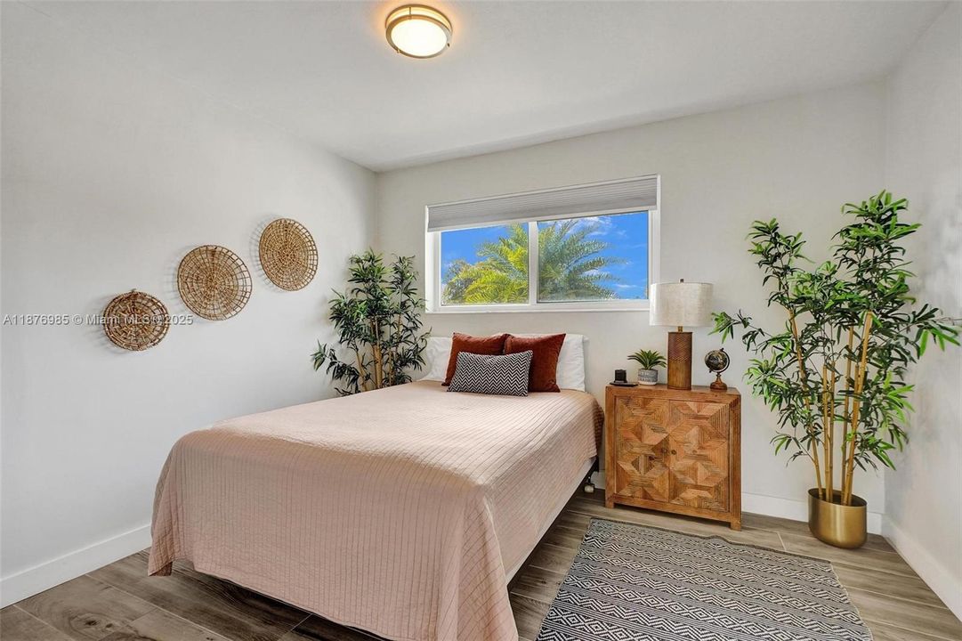 Active With Contract: $3,750 (4 beds, 2 baths, 1539 Square Feet)