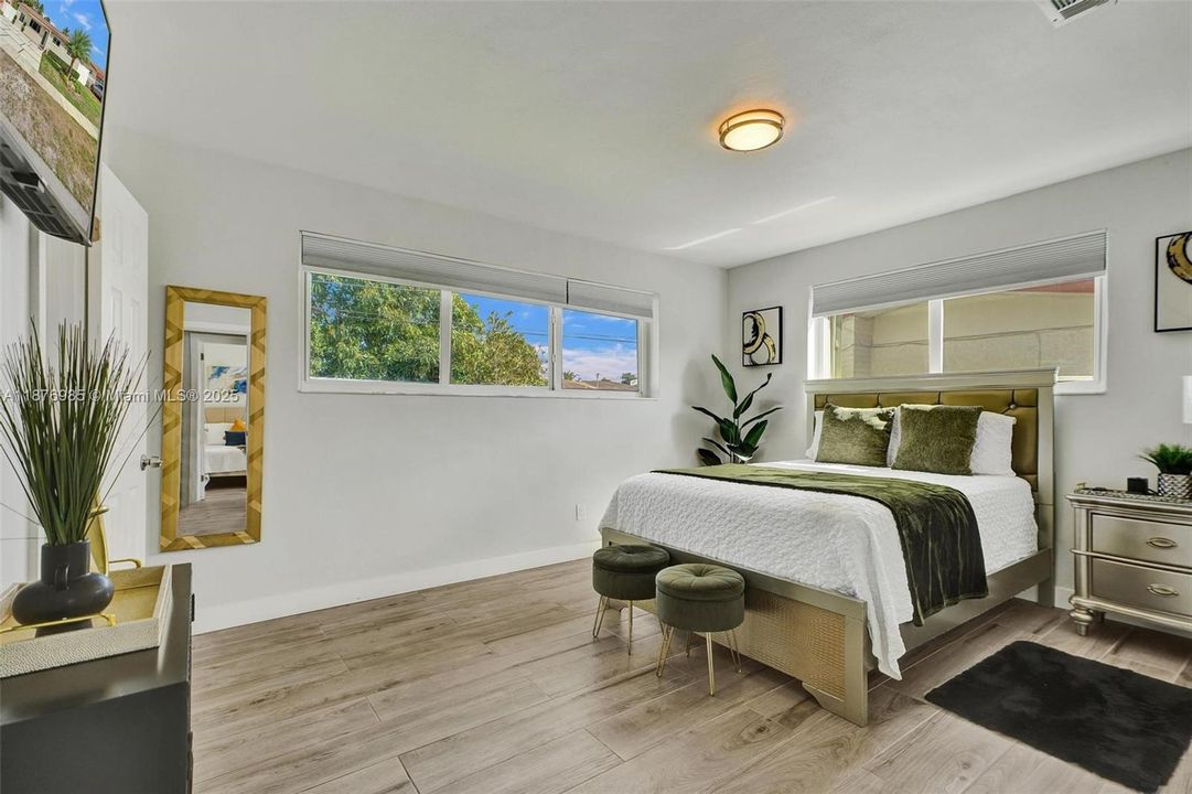 Active With Contract: $3,750 (4 beds, 2 baths, 1539 Square Feet)