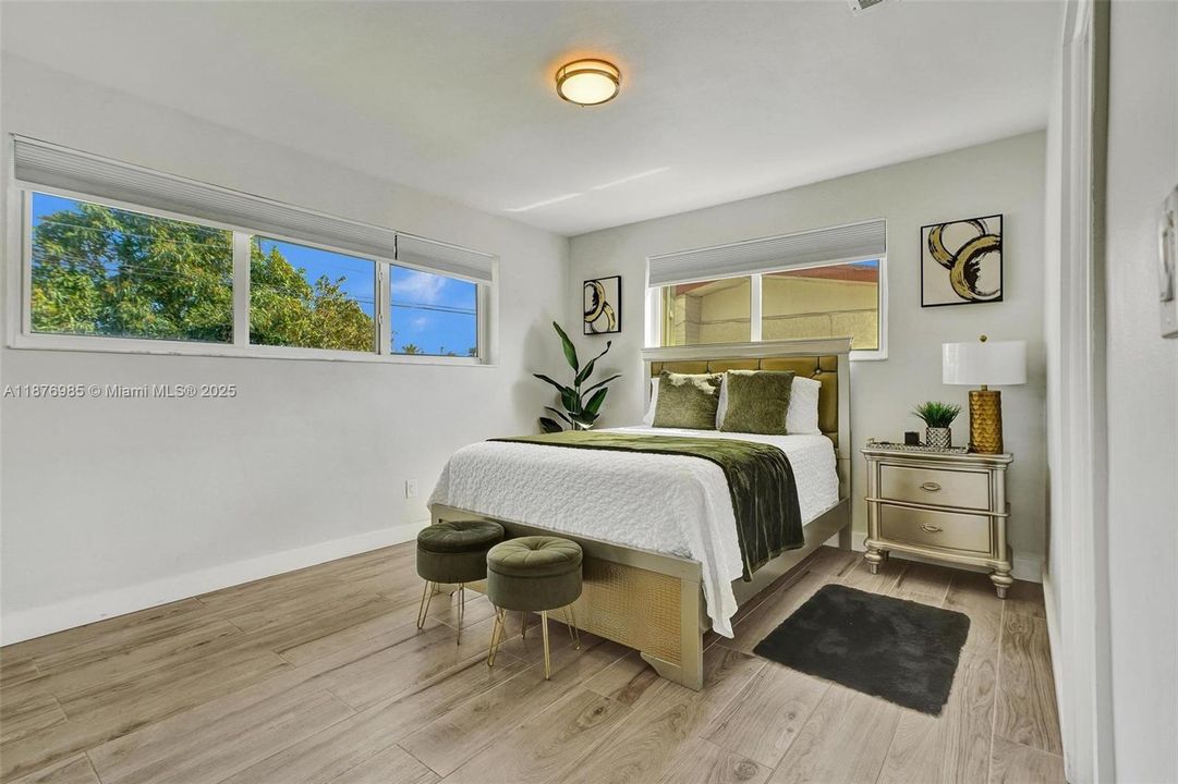 Active With Contract: $3,750 (4 beds, 2 baths, 1539 Square Feet)