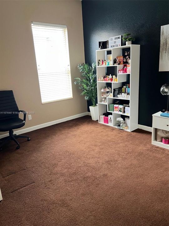 На продажу: $499,000 (4 спален, 2 ванн, 2382 Квадратных фут)