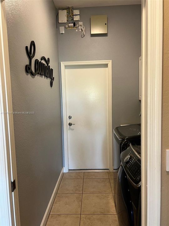 На продажу: $499,000 (4 спален, 2 ванн, 2382 Квадратных фут)