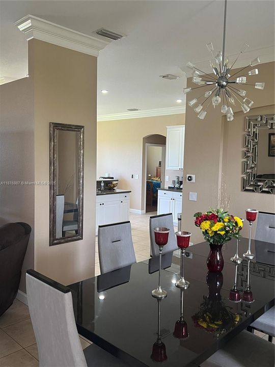 На продажу: $499,000 (4 спален, 2 ванн, 2382 Квадратных фут)