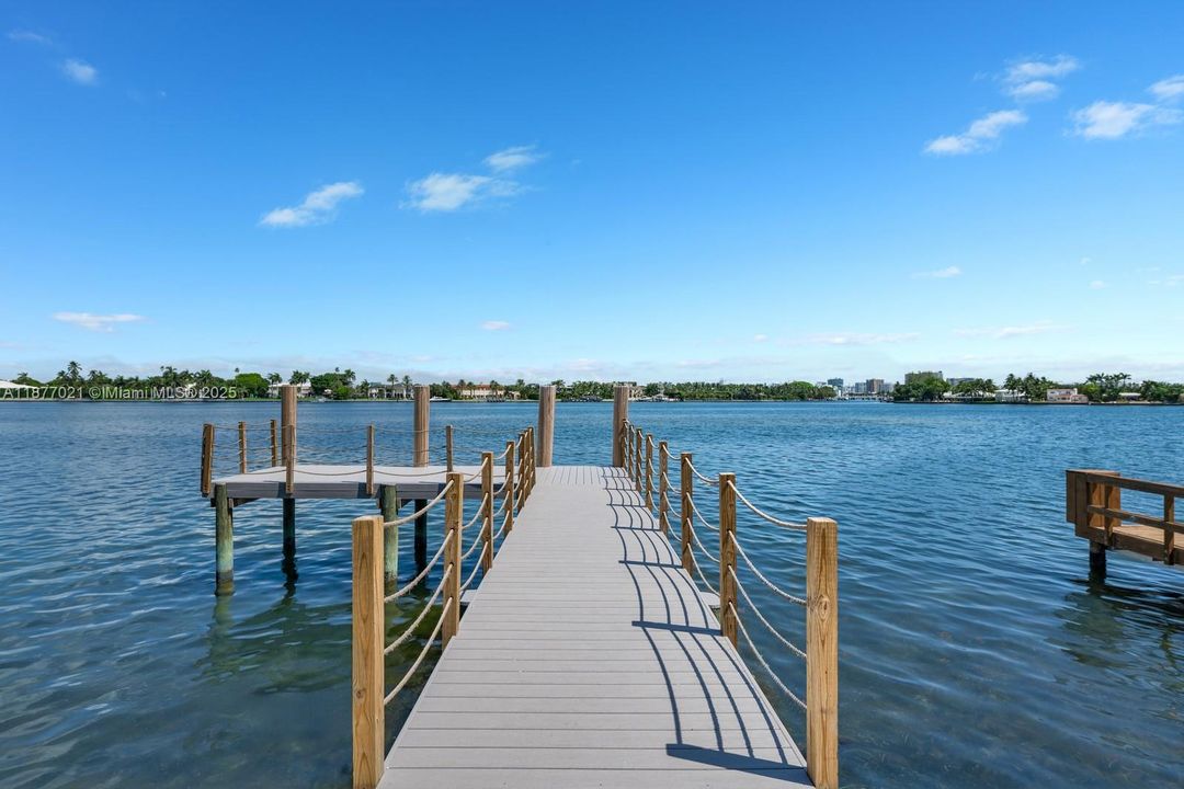 For Sale: $8,190,000 (5 beds, 5 baths, 3587 Square Feet)