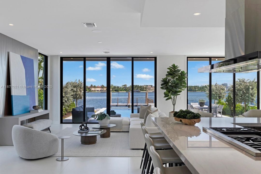 For Sale: $8,190,000 (5 beds, 5 baths, 3587 Square Feet)