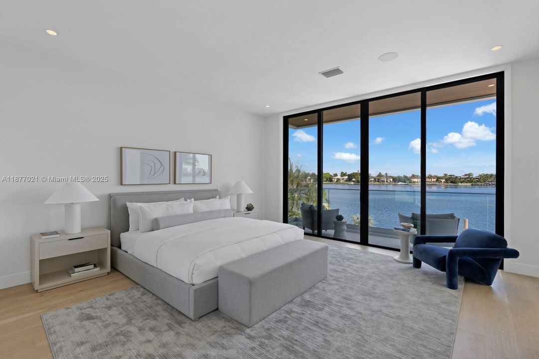 For Sale: $8,190,000 (5 beds, 5 baths, 3587 Square Feet)