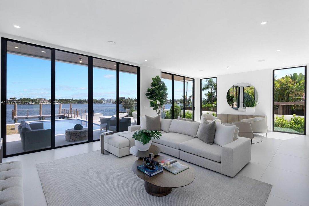 For Sale: $8,190,000 (5 beds, 5 baths, 3587 Square Feet)