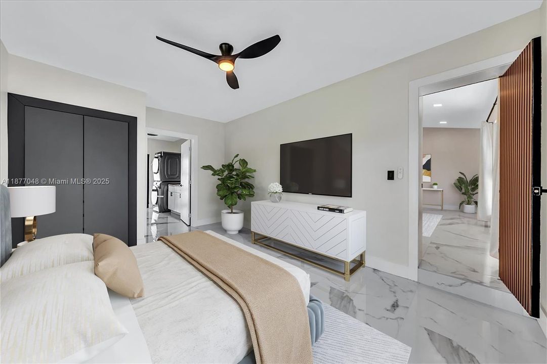 合同活跃: $975,000 (4 贝兹, 3 浴室, 2140 平方英尺)