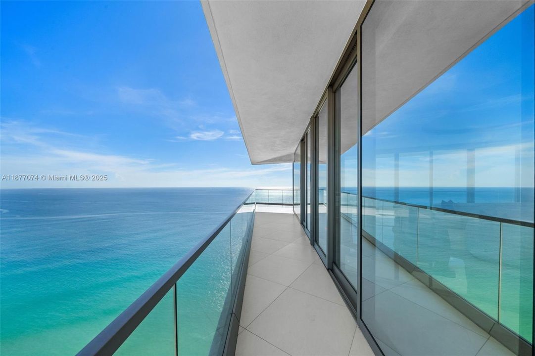 最近租的: $35,000 (4 贝兹, 5 浴室, 3296 平方英尺)