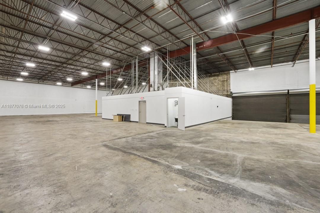 В аренду: $23 (0 спален, 0 ванн, 0 Квадратных фут)