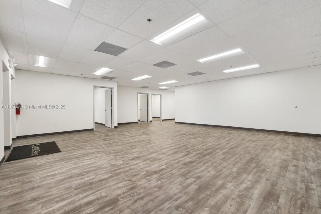 В аренду: $23 (0 спален, 0 ванн, 0 Квадратных фут)