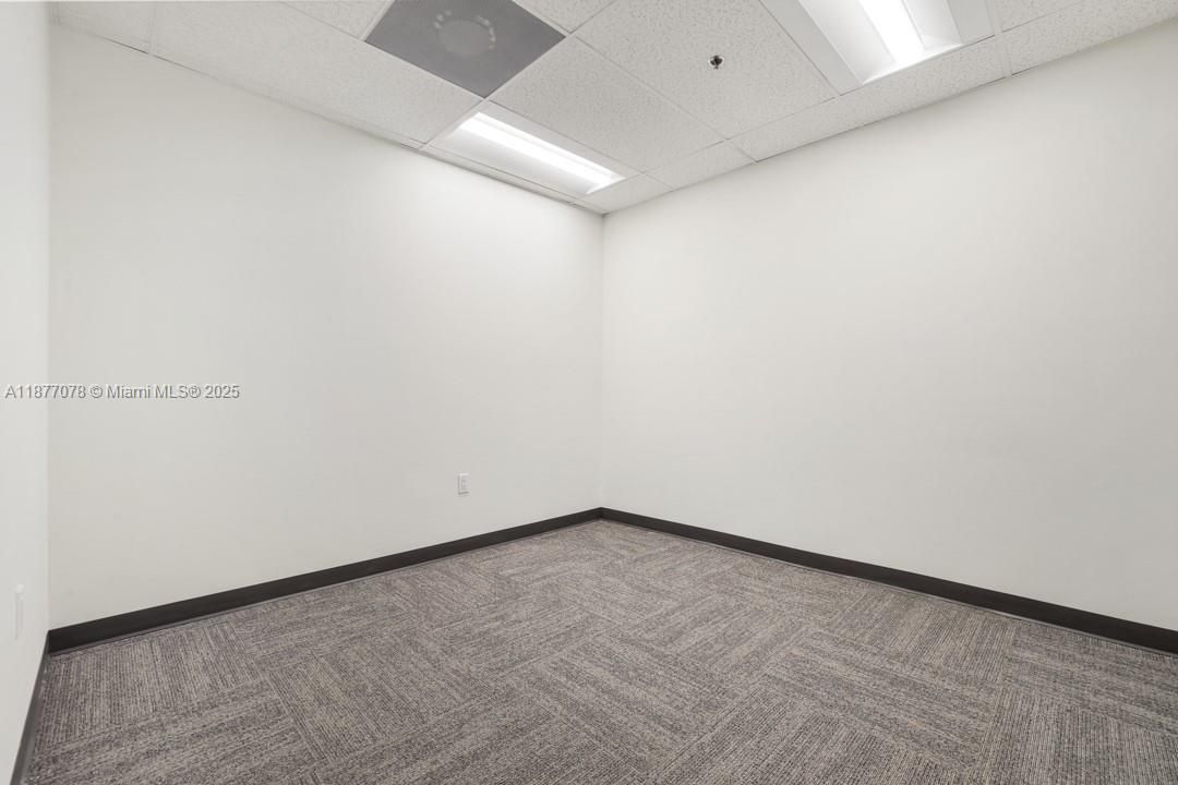 В аренду: $23 (0 спален, 0 ванн, 0 Квадратных фут)