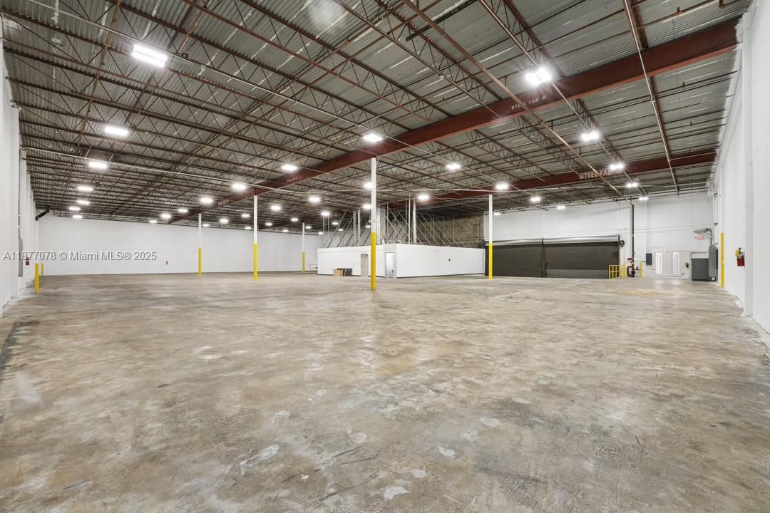 В аренду: $23 (0 спален, 0 ванн, 0 Квадратных фут)