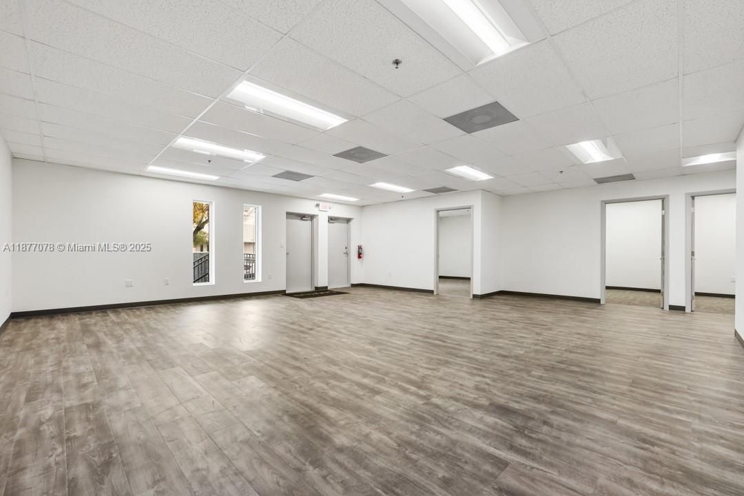 В аренду: $23 (0 спален, 0 ванн, 0 Квадратных фут)