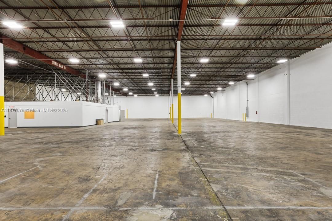 В аренду: $23 (0 спален, 0 ванн, 0 Квадратных фут)