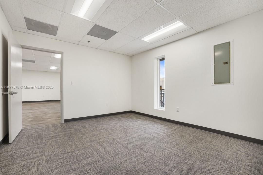 В аренду: $23 (0 спален, 0 ванн, 0 Квадратных фут)