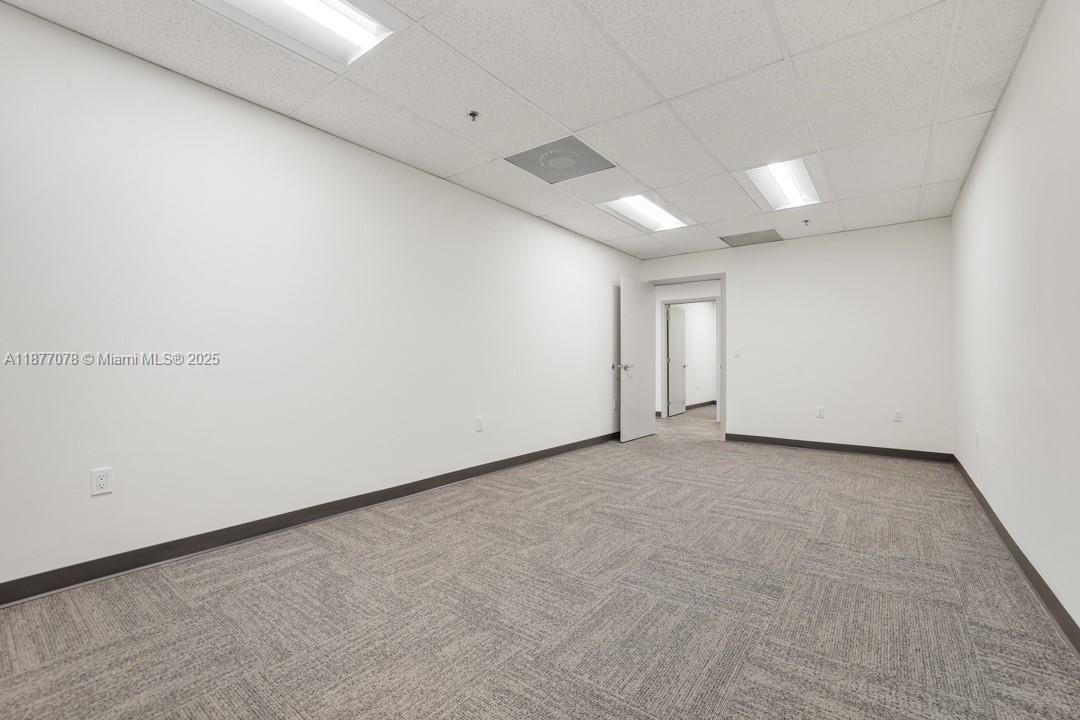 В аренду: $23 (0 спален, 0 ванн, 0 Квадратных фут)