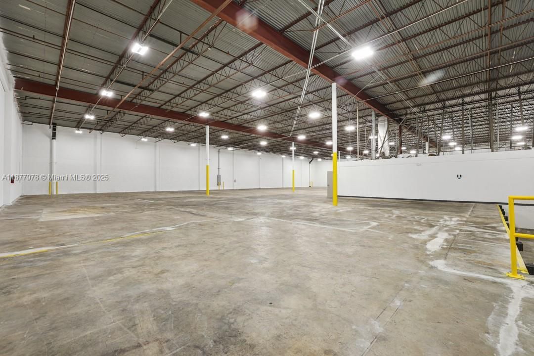 В аренду: $23 (0 спален, 0 ванн, 0 Квадратных фут)