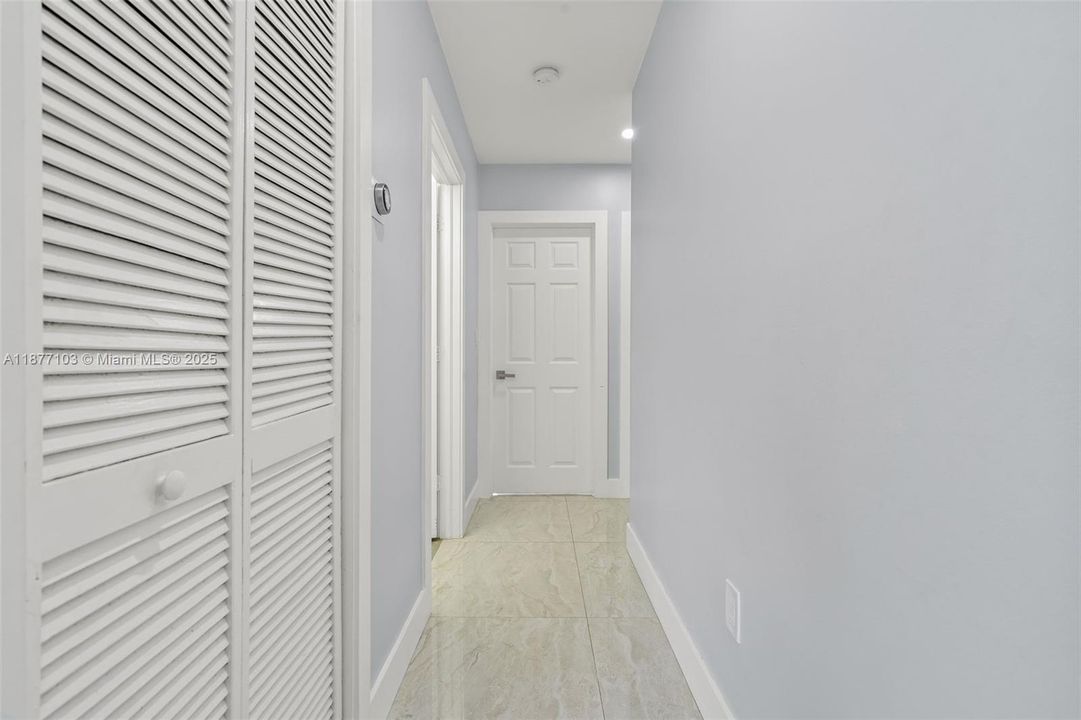 Под контрактом: $4,000 (3 спален, 2 ванн, 1551 Квадратных фут)