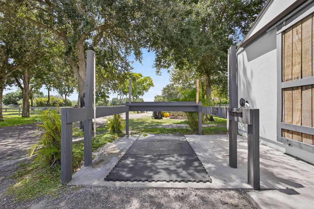 49-web-or-mls-053_BS1A4754