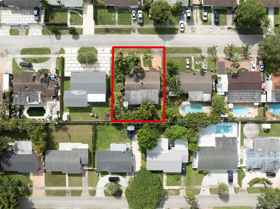 Recently Sold: $699,000 (4 beds, 3 baths, 1732 Square Feet)