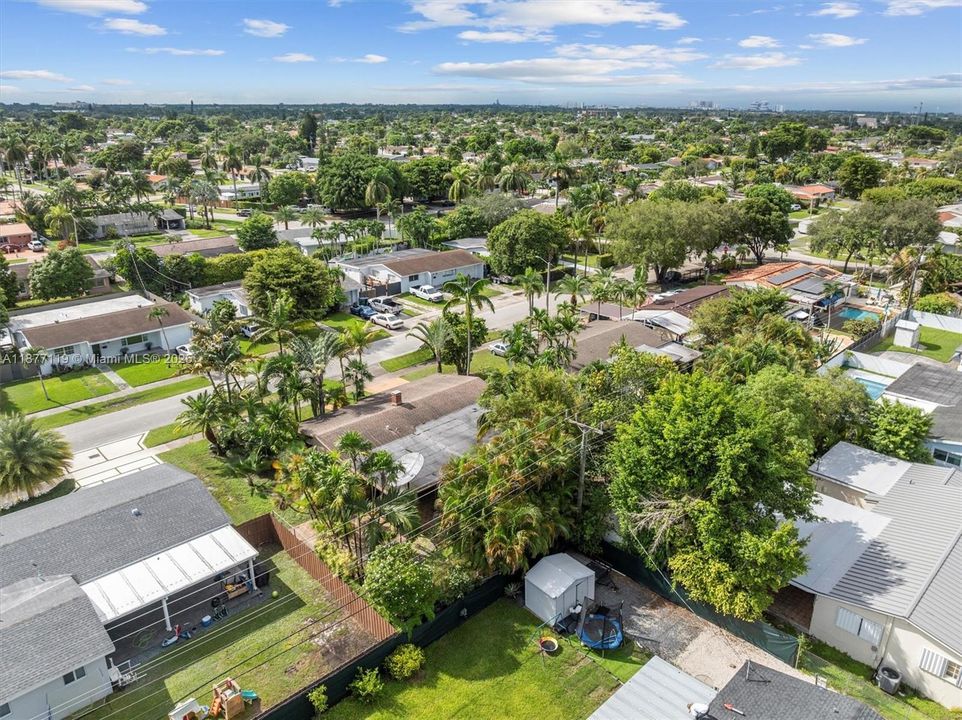 Recently Sold: $699,000 (4 beds, 3 baths, 1732 Square Feet)