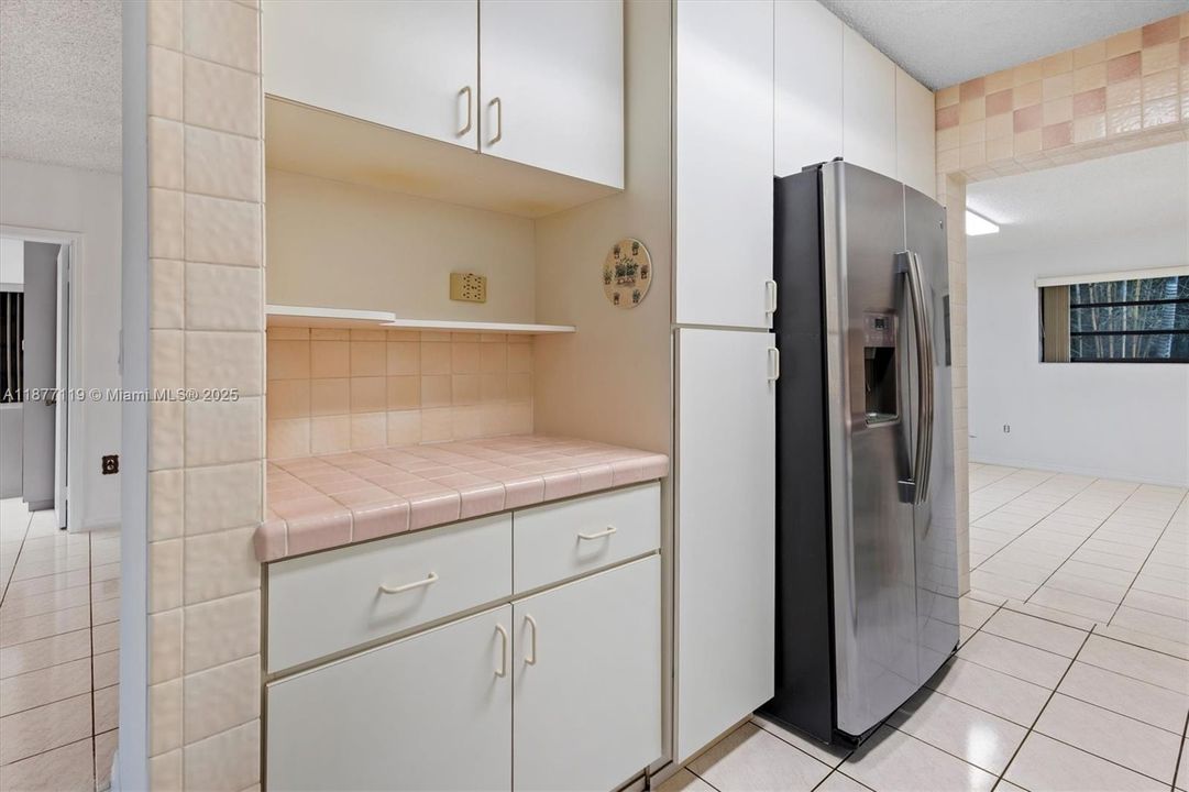 Recently Sold: $699,000 (4 beds, 3 baths, 1732 Square Feet)