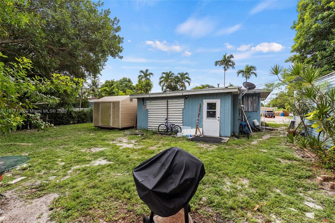 Activo con contrato: $359,990 (3 camas, 2 baños, 1050 Pies cuadrados)