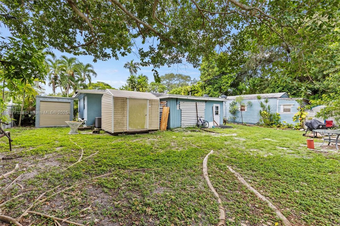 Activo con contrato: $359,990 (3 camas, 2 baños, 1050 Pies cuadrados)