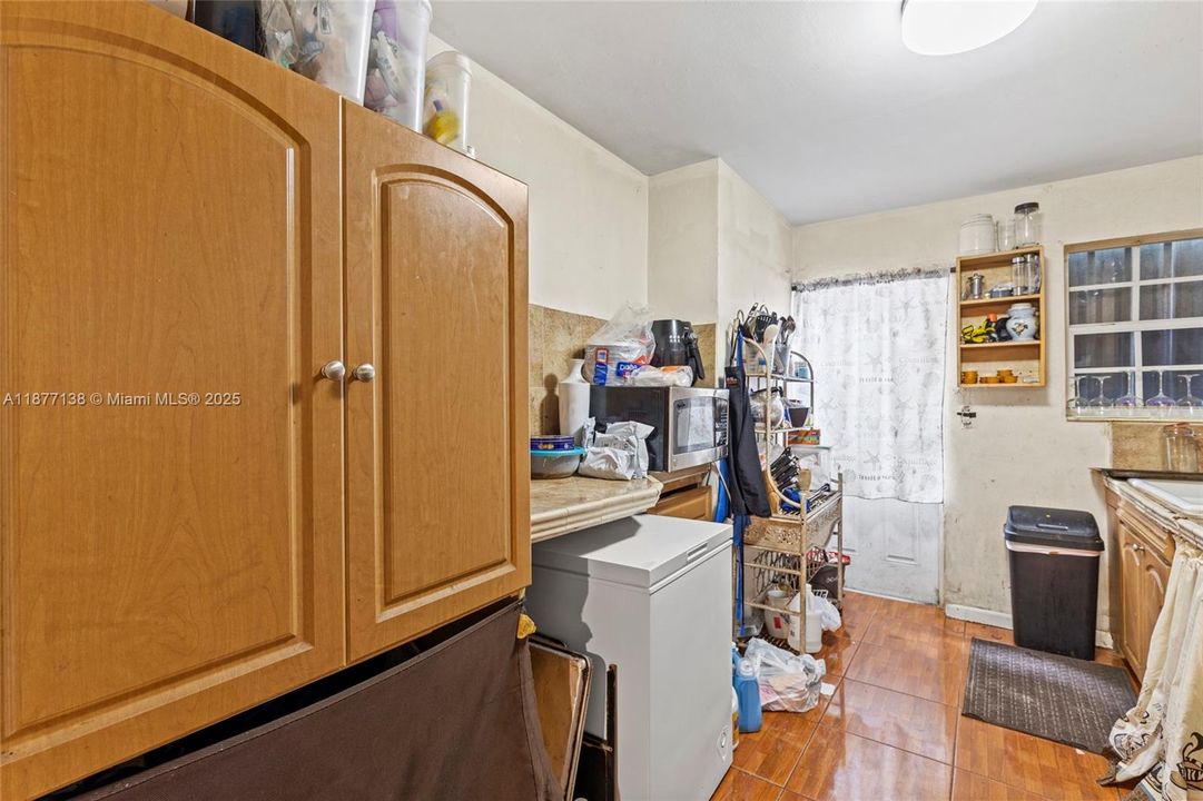 Activo con contrato: $359,990 (3 camas, 2 baños, 1050 Pies cuadrados)