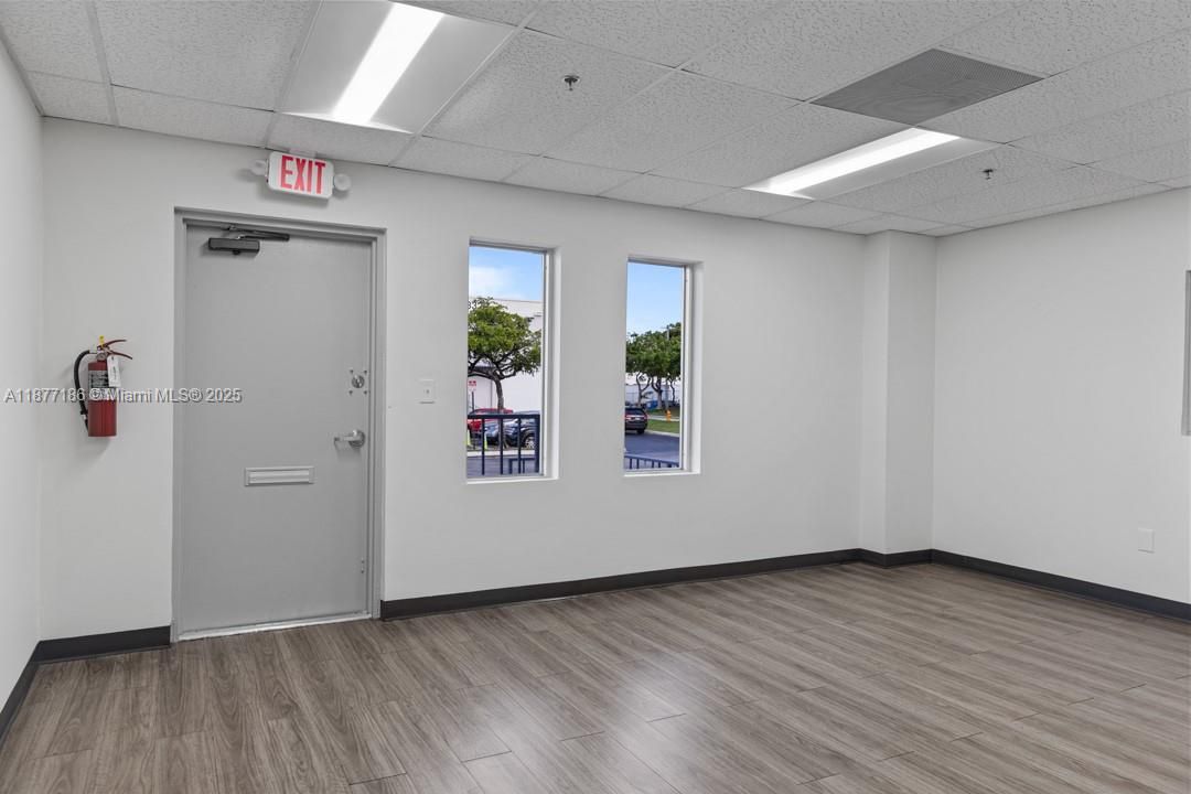 В аренду: $26 (0 спален, 0 ванн, 0 Квадратных фут)