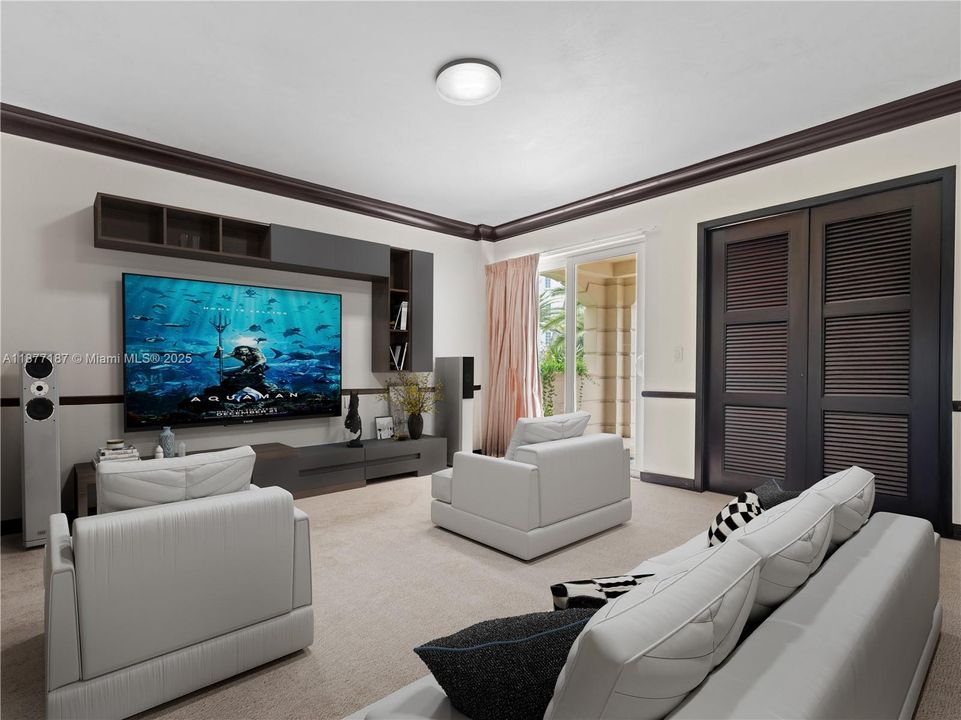 待售: $23,995,000 (6 贝兹, 6 浴室, 7160 平方英尺)