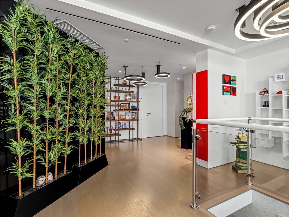 待售: $23,995,000 (6 贝兹, 6 浴室, 7160 平方英尺)