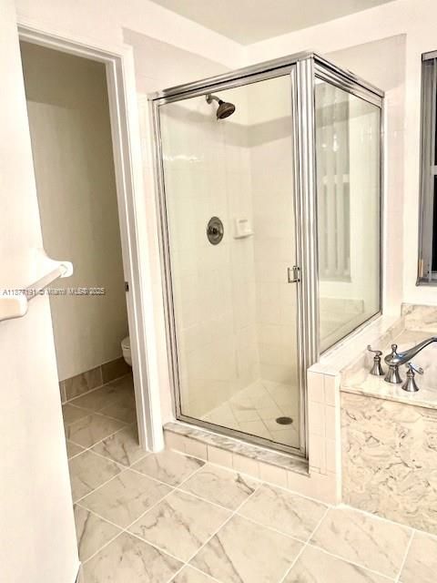 合同活跃: $3,495 (4 贝兹, 2 浴室, 2072 平方英尺)