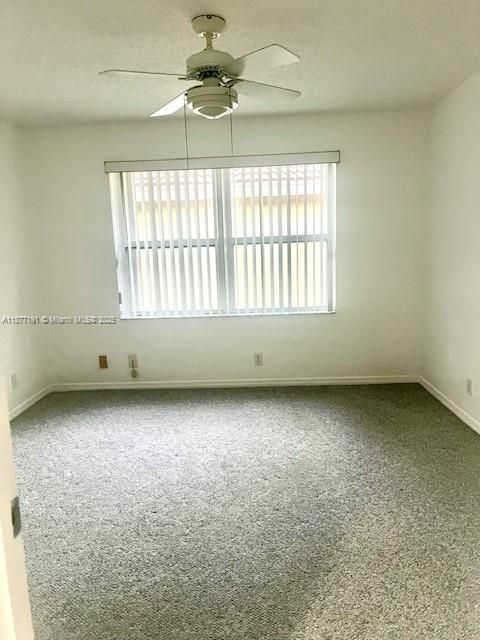 合同活跃: $3,495 (4 贝兹, 2 浴室, 2072 平方英尺)