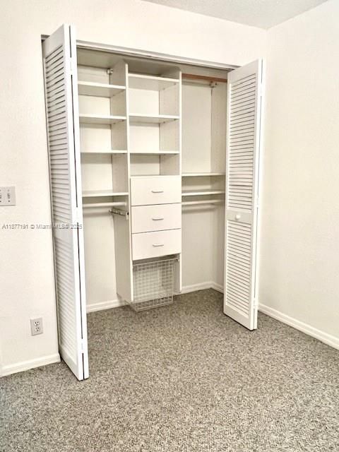 合同活跃: $3,495 (4 贝兹, 2 浴室, 2072 平方英尺)