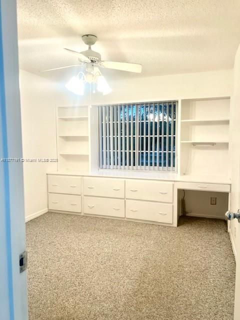 合同活跃: $3,495 (4 贝兹, 2 浴室, 2072 平方英尺)