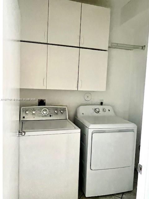 合同活跃: $3,495 (4 贝兹, 2 浴室, 2072 平方英尺)