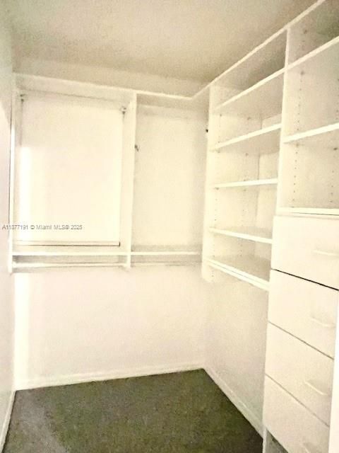 合同活跃: $3,495 (4 贝兹, 2 浴室, 2072 平方英尺)