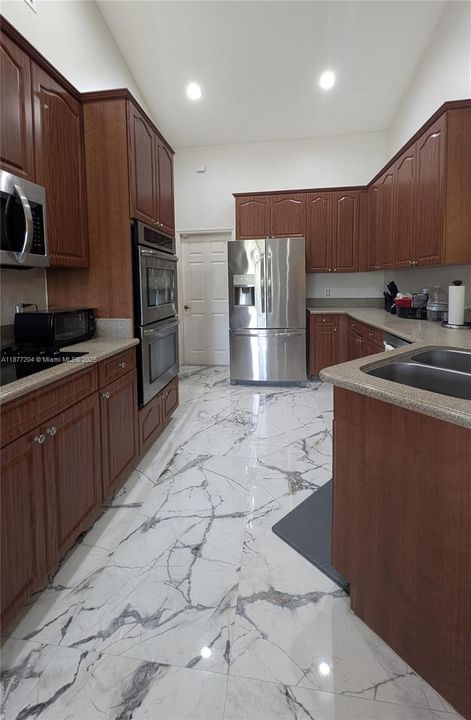 En Renta: $2,000 (3 camas, 2 baños, 1752 Pies cuadrados)