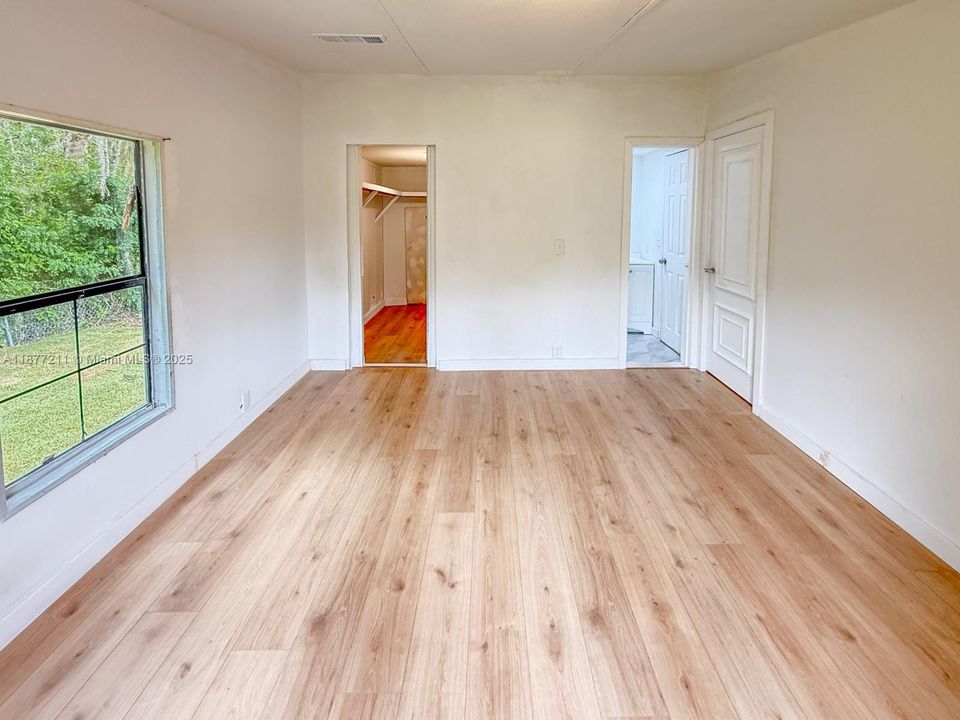 待售: $199,000 (3 贝兹, 2 浴室, 0 平方英尺)