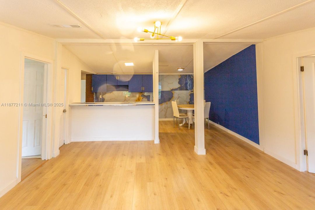 待售: $199,000 (3 贝兹, 2 浴室, 0 平方英尺)