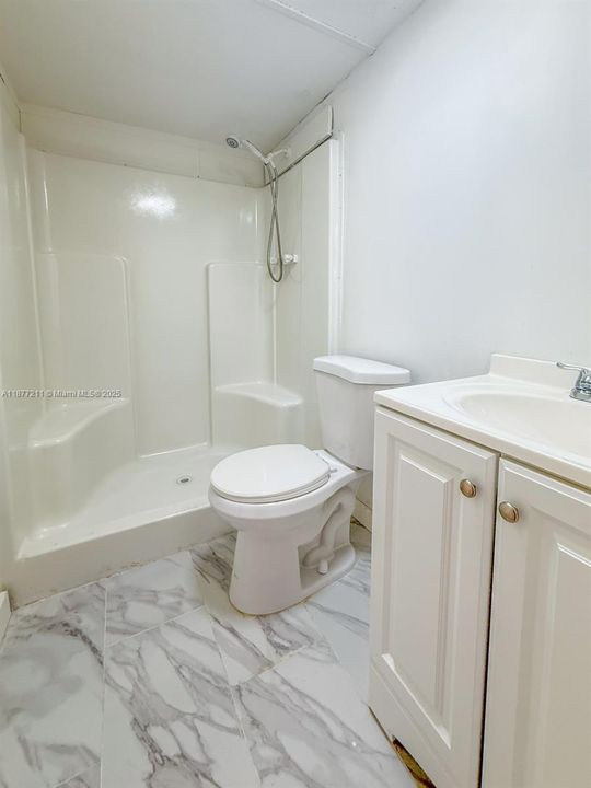 待售: $199,000 (3 贝兹, 2 浴室, 0 平方英尺)