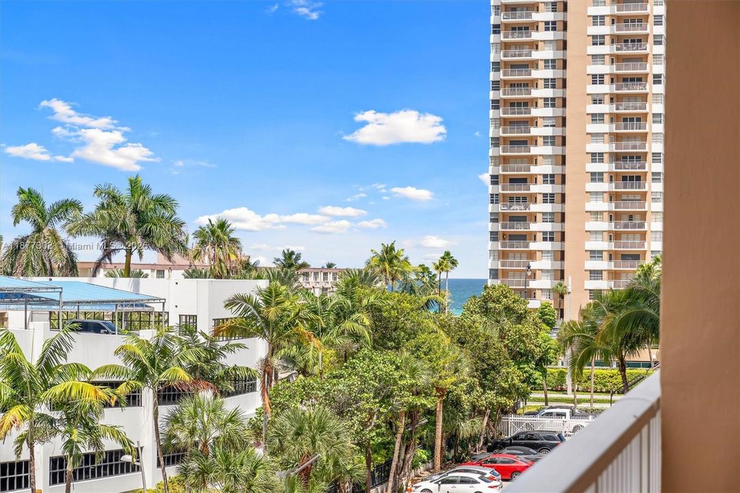 For Sale: $224,900 (0 beds, 1 baths, 545 Square Feet)