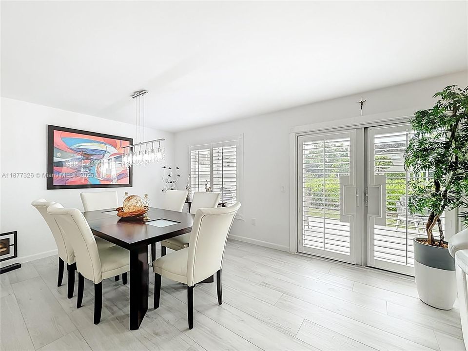 待售: $875,001 (3 贝兹, 2 浴室, 1680 平方英尺)