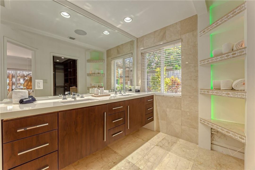 His and hers sink